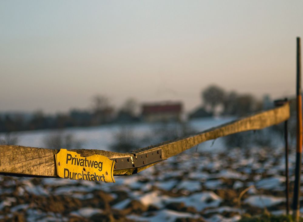 Privat: Durchfahrt verboten?!