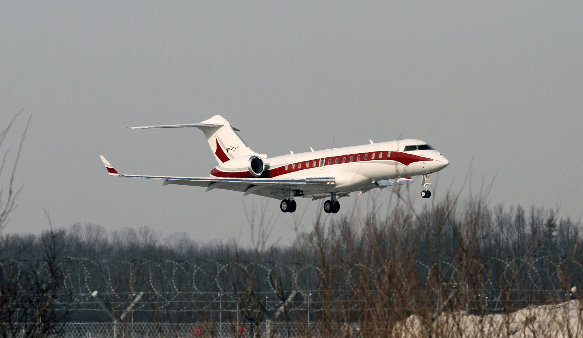 Private Bombardier BD-700-1A10 Global Express