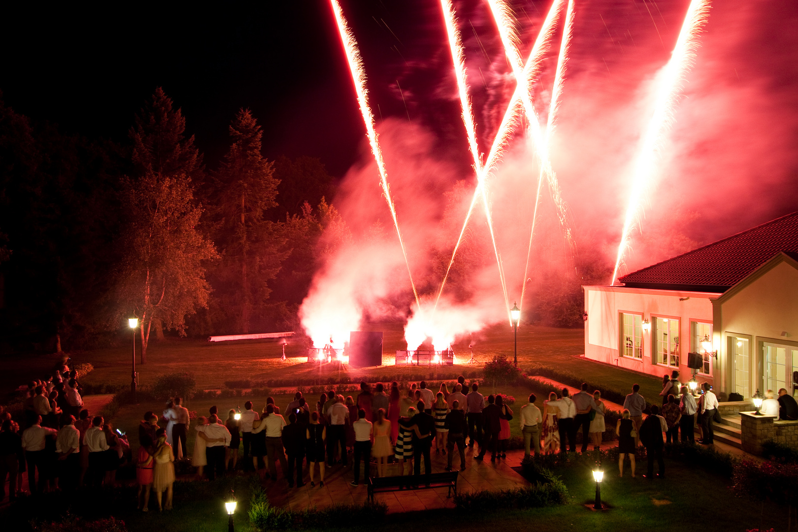 Privatfeuerwerk am Parkhotel Surenburg - Deutschland, Nordrhein-Westfalen