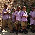 Privilegierte Kindergartenkinder beim Devon House in Kingston