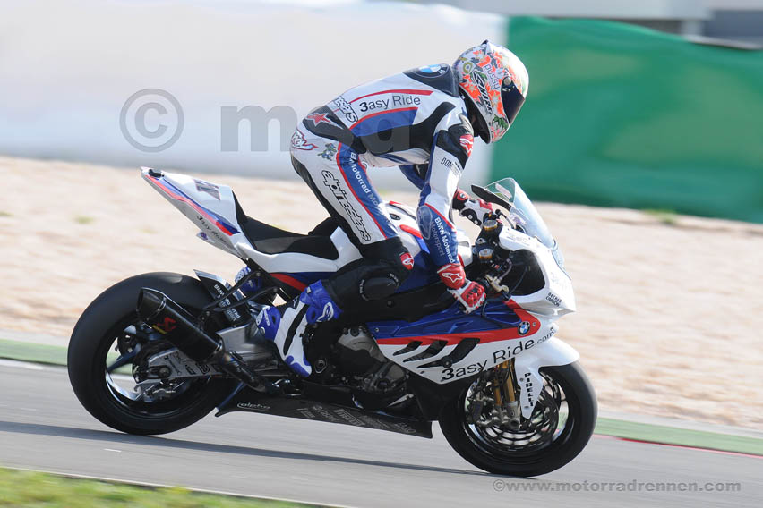 Probleme für Troy Corser in Portimao....