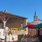 Produits locaux sur le marché aux fleurs de Blaziert