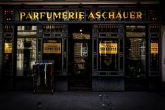 Profanbau 4 Parfümerie