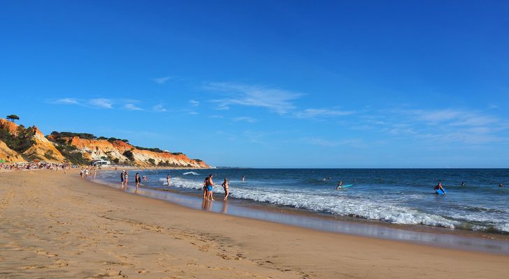 Profiter de la plage en fin d’après-midi