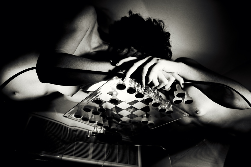 Progetto "Non Luogo" - 35. "Ladies & chess" di Vincenzo Cartechini