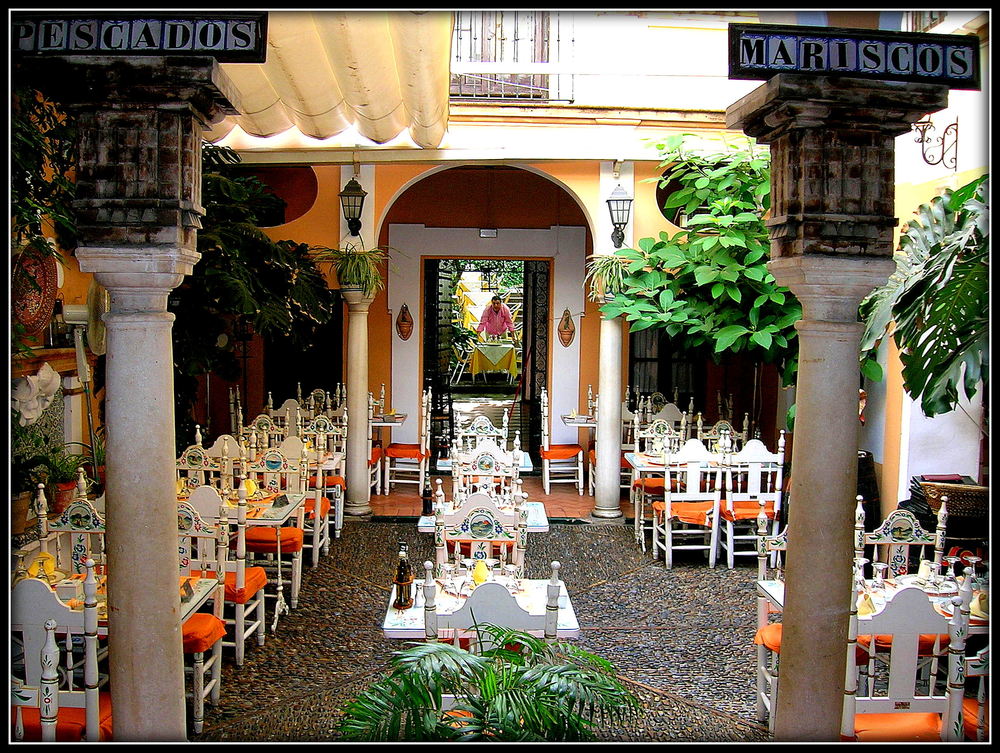 PROMENADE A SEVILLE