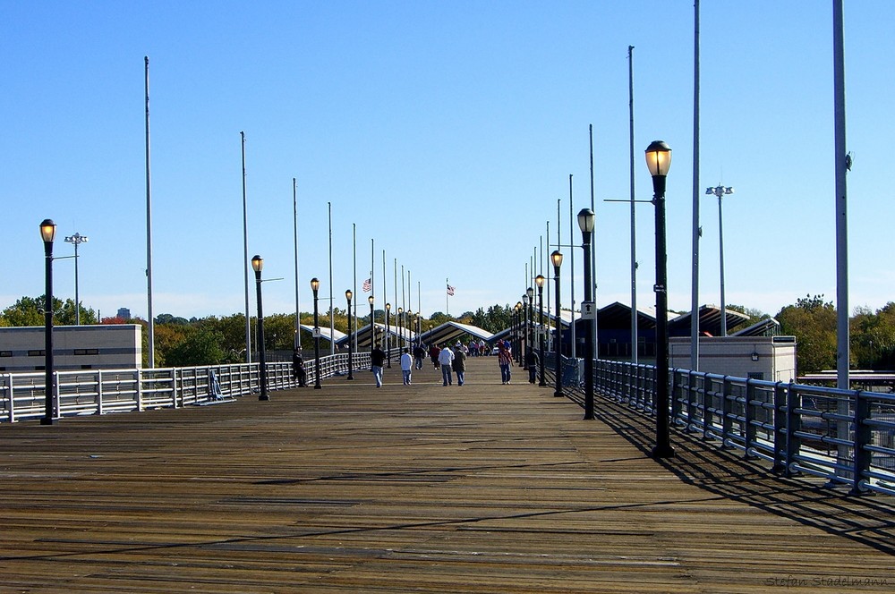 Promenade am Corona Park