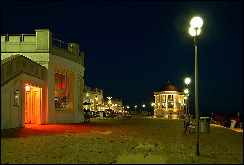 Promenade bei Nacht 2