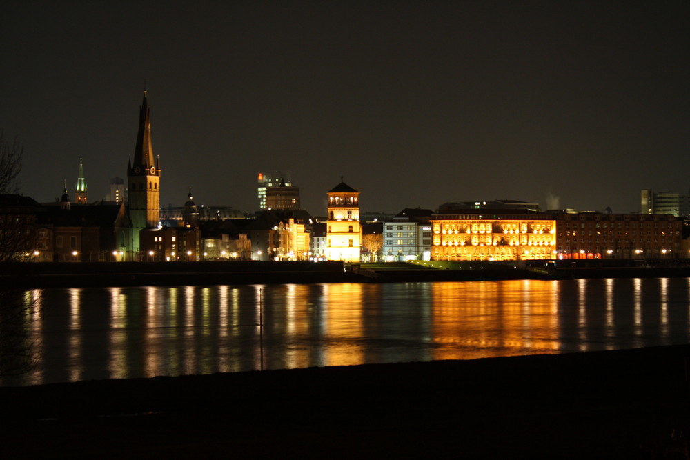 Promenade bei Nacht