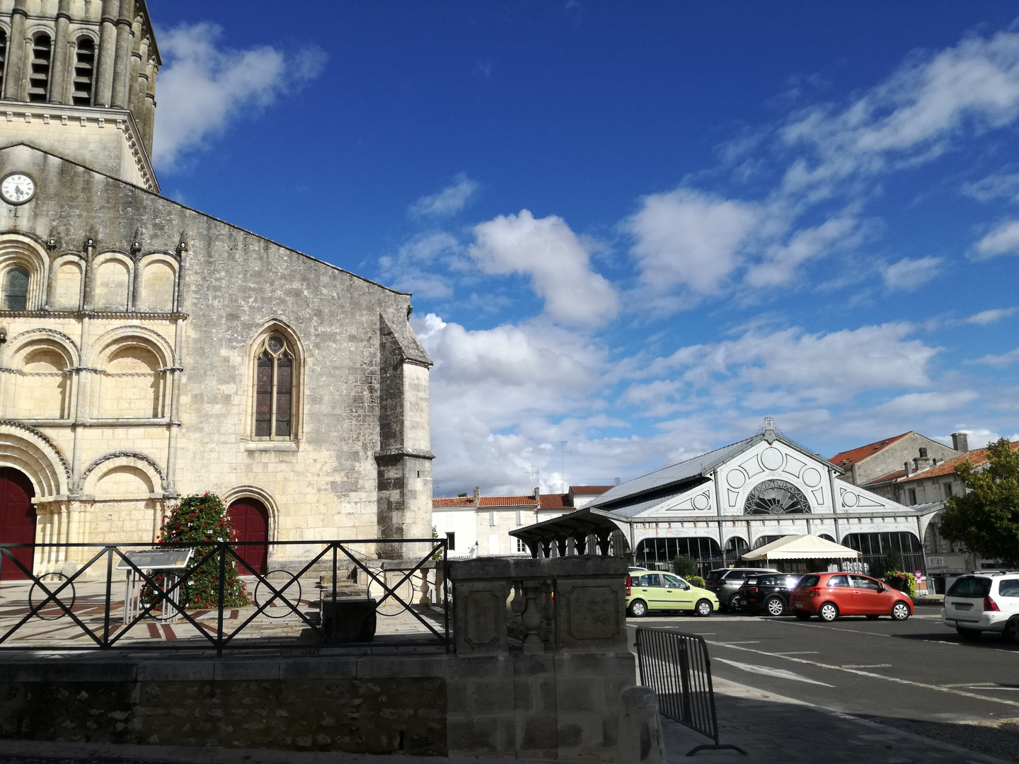 Promenade dans Jonzac.....