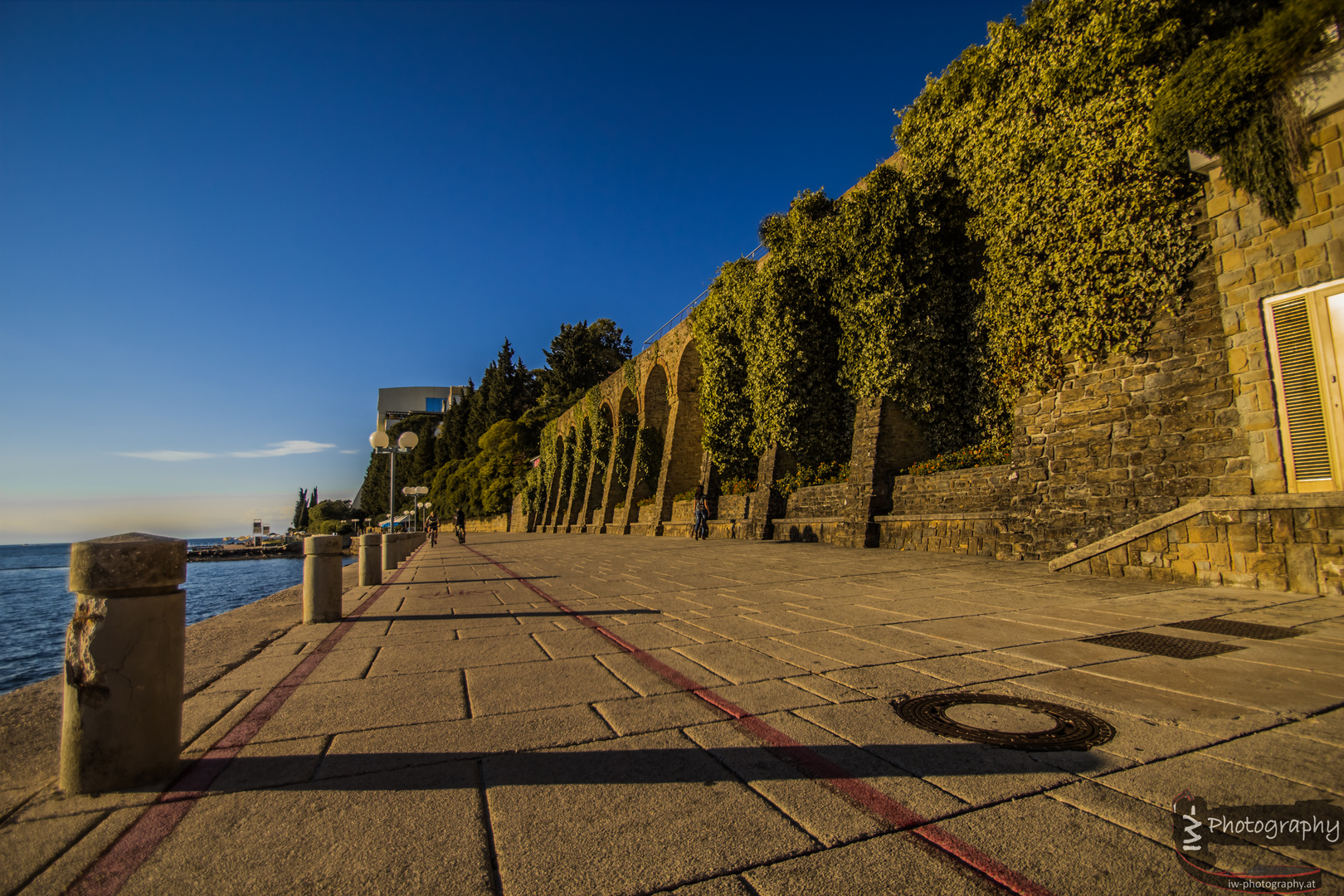 promenade in portoroze