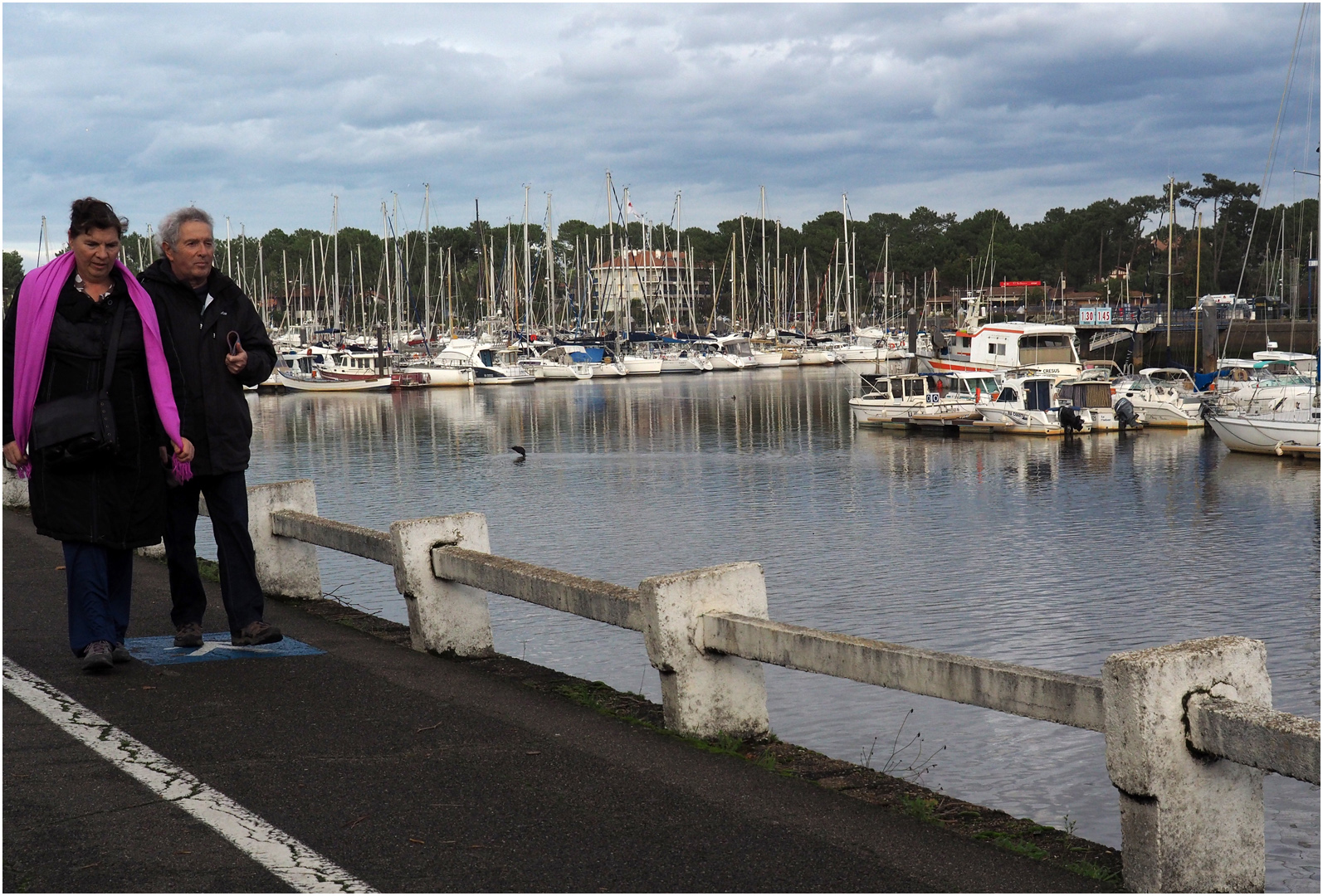 Promenade le long du port de Capbreton