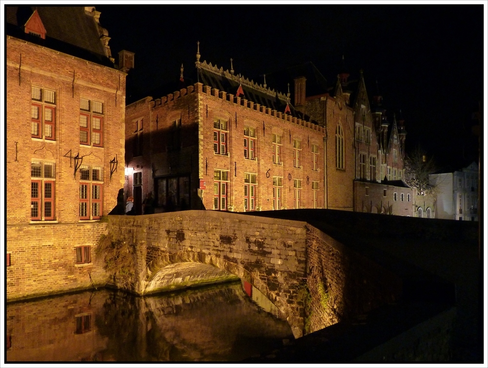 PROMENADE NOCTURNE