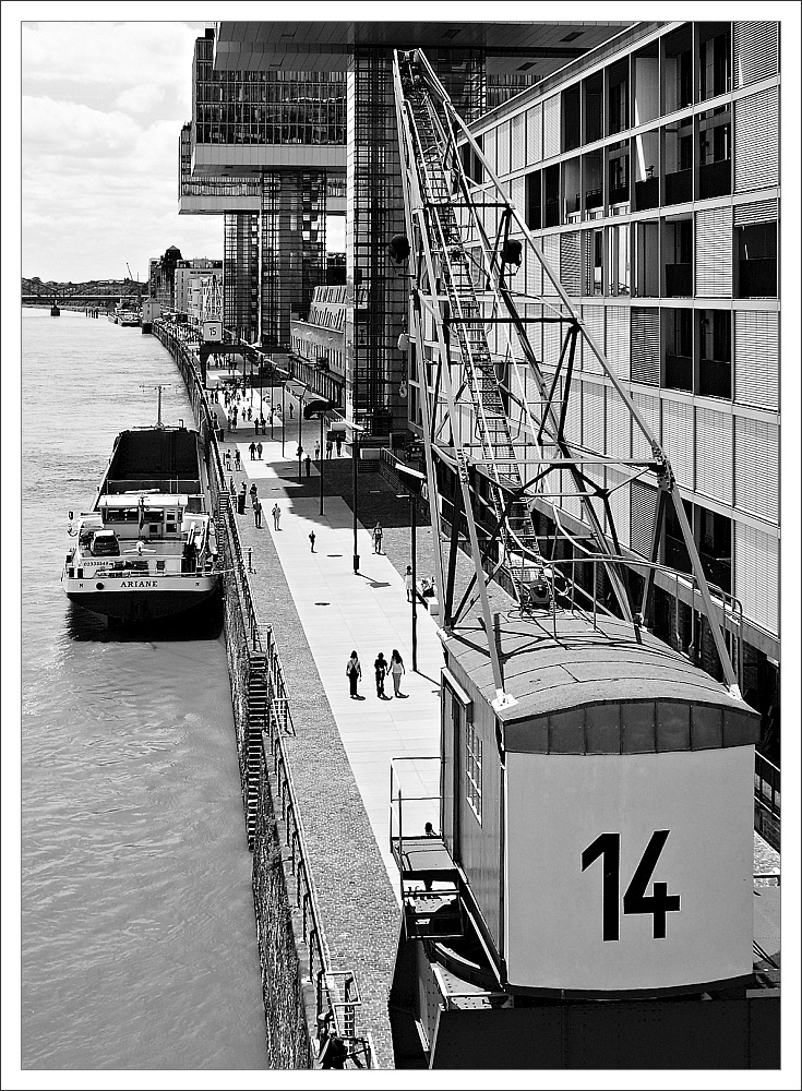 Promenade Rheinauhafen