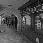 Promenade sous les arcades / Spaziergang unter Arkaden