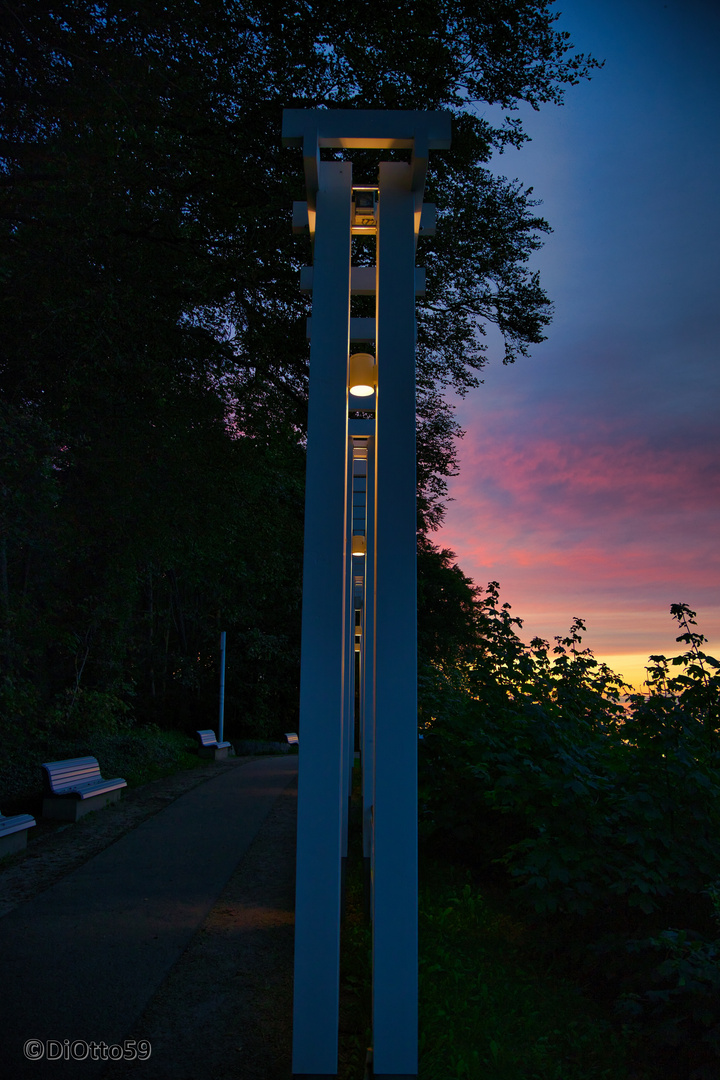 Promenadenbeleuchtung mit Durchblick