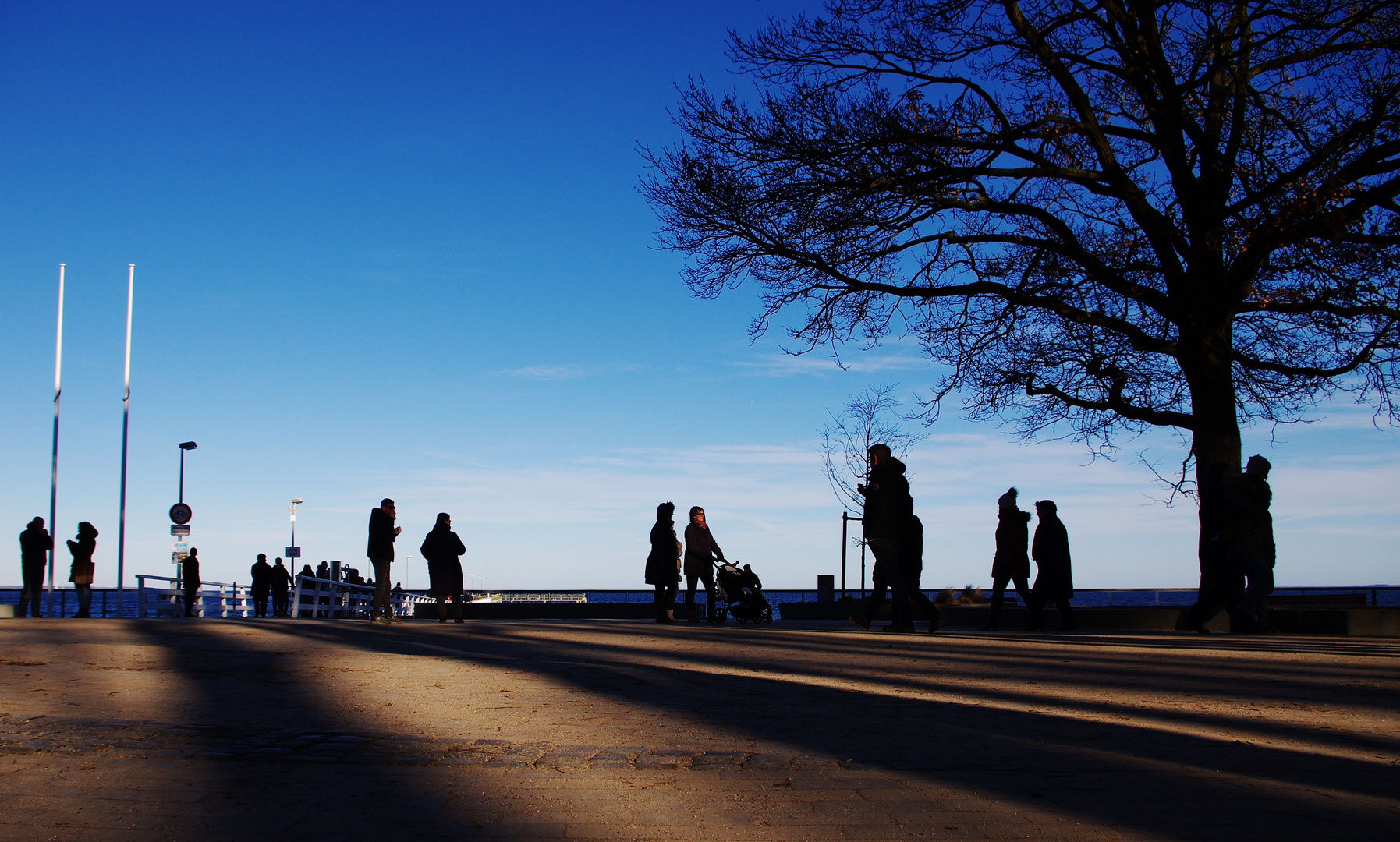 PROMENIEREN