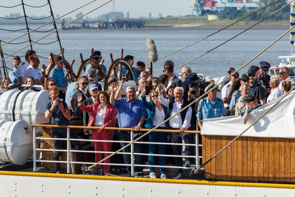 Prominente Eröffnung der Sail 2025
