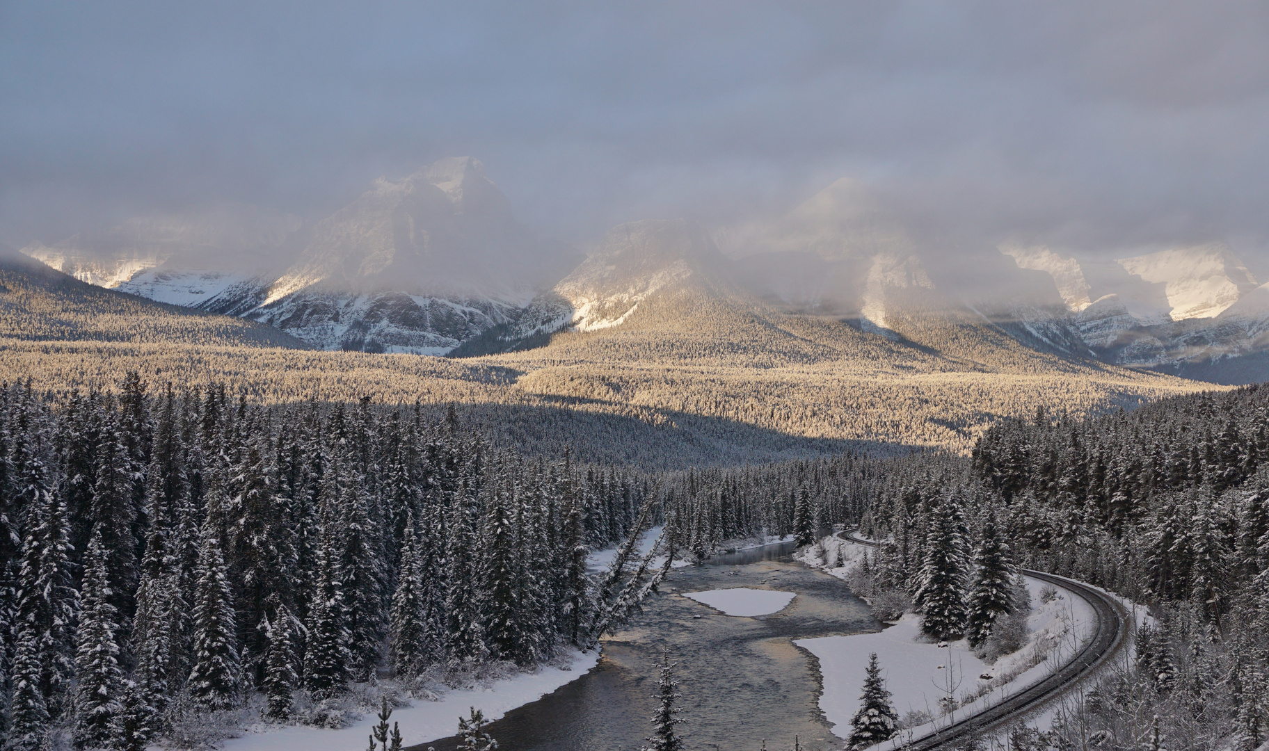 Promise of a winter morning