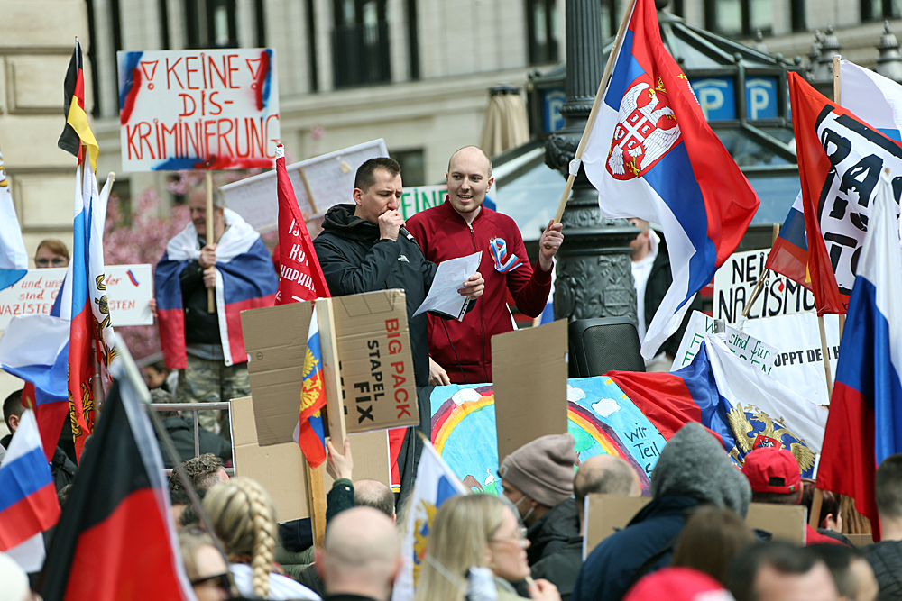 Prorussische - Prorussian Demonstration - Gegendemonstration