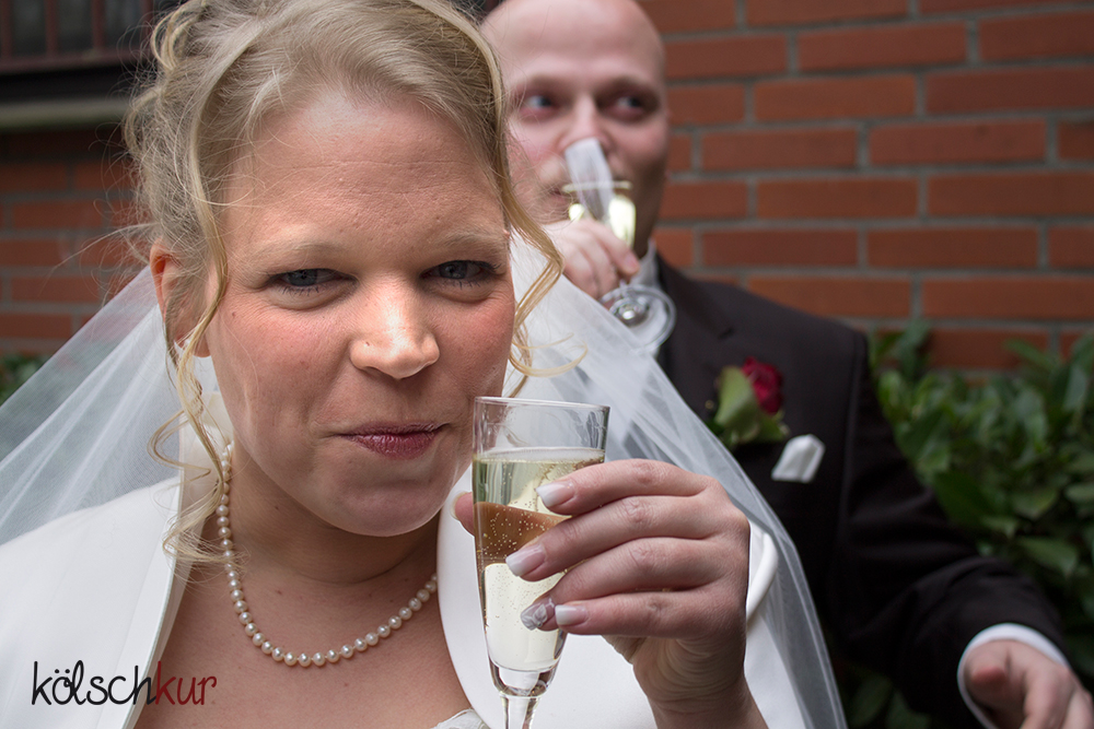 Prost Foto & Bild hochzeit, sekt, brautpaar Bilder auf