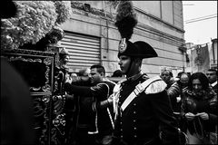 Protagonists and spectators of the Good Friday procession _ VI