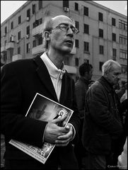 Protagonists and spectators of the Good Friday procession _ XI