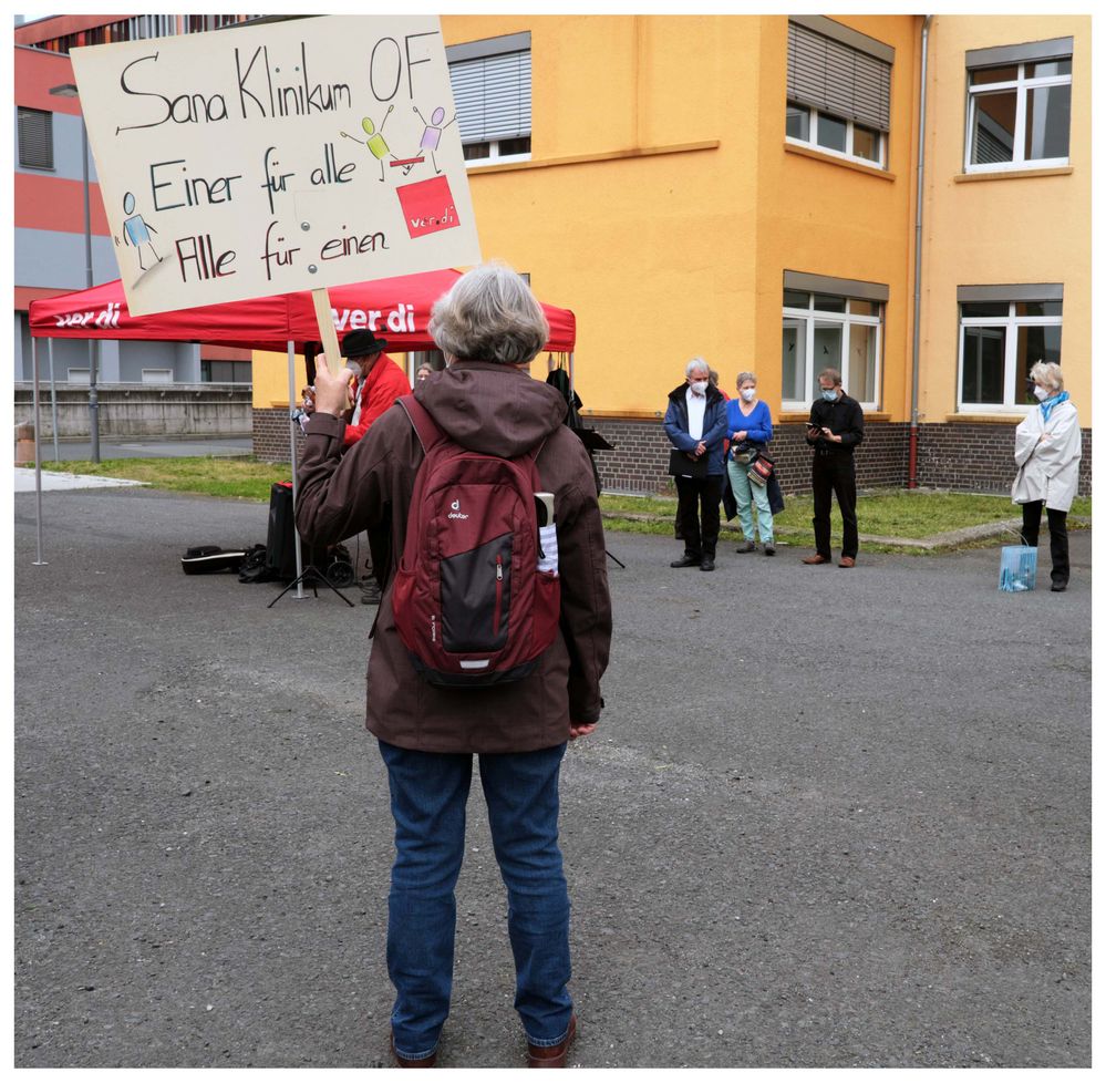 Protest an der Sana Klinik in Offenbach