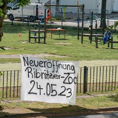 Protest-Banner an der Bernsteinschule in Ribnitz