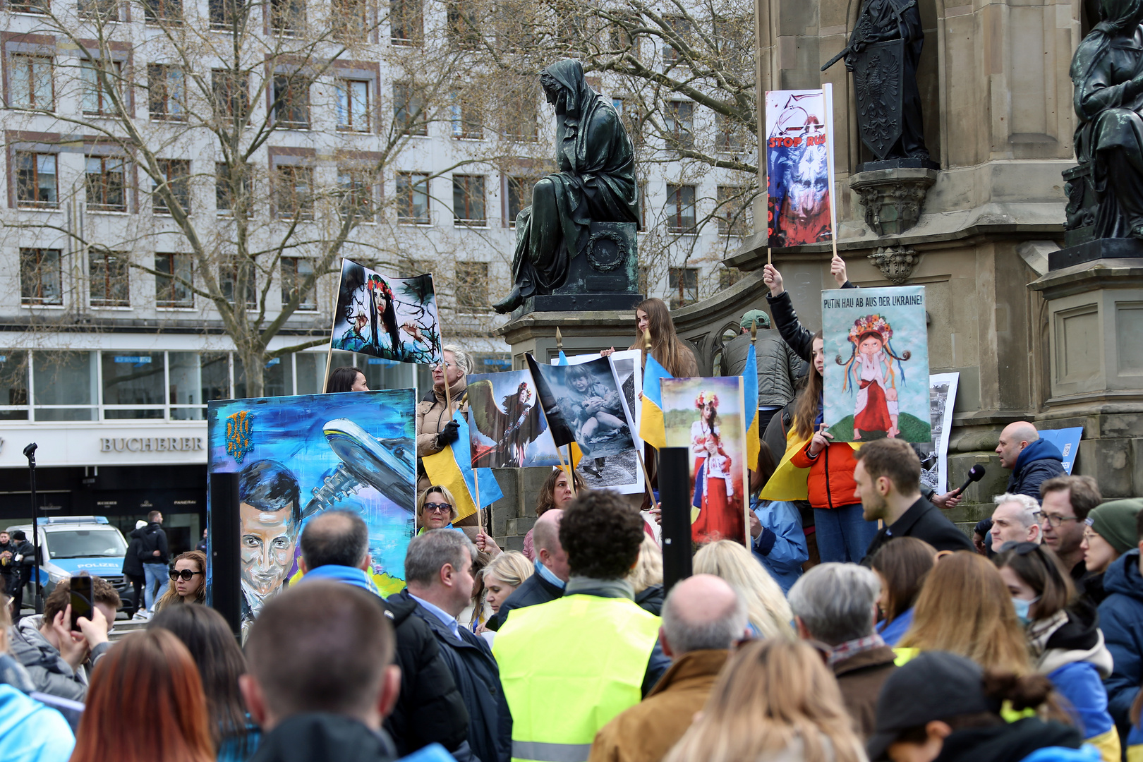 Protest gegen Krieg in Ukraine - Protest against war in Ukraine