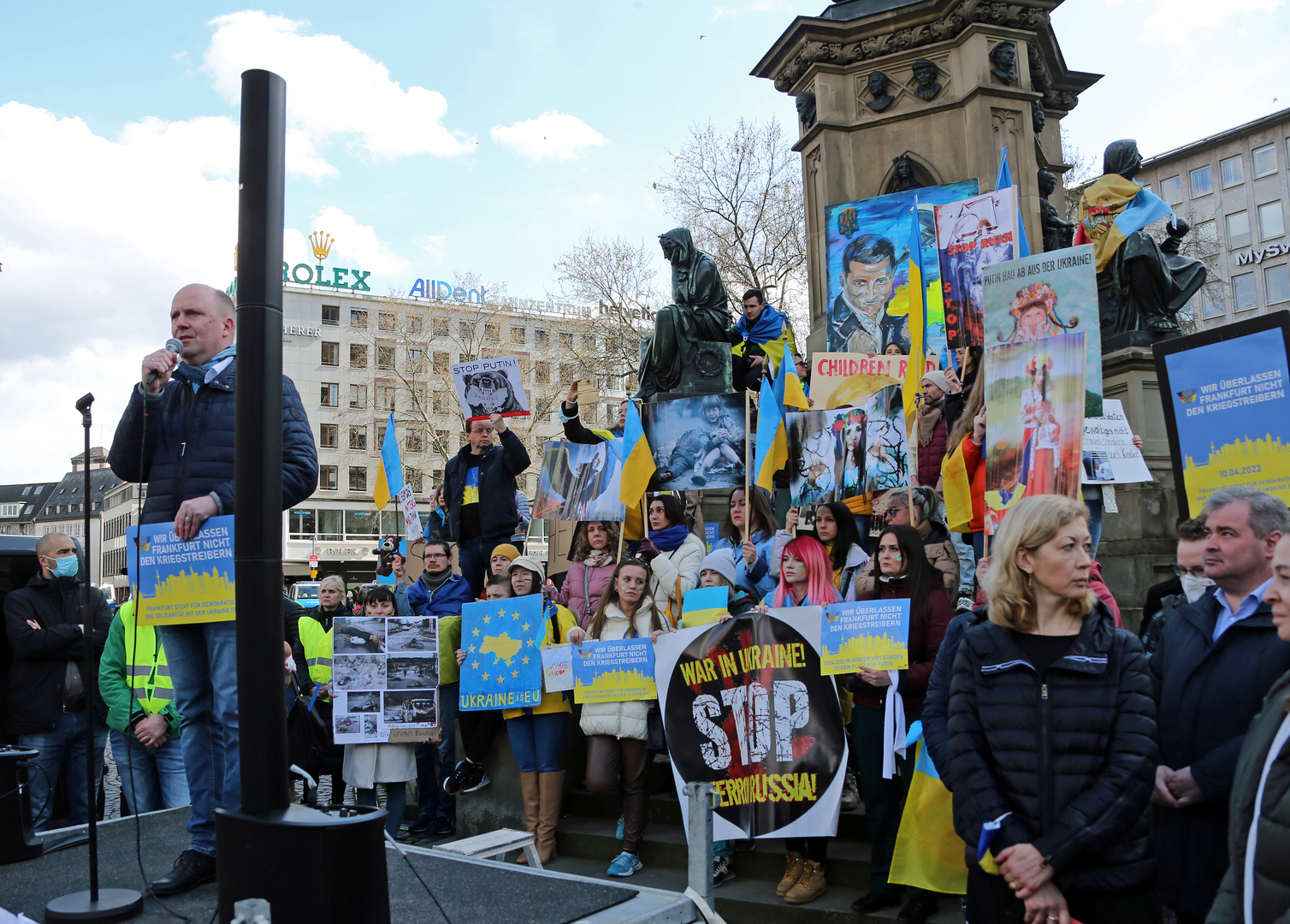 Protest gegen Krieg in Ukraine - Protest against war in Ukraine