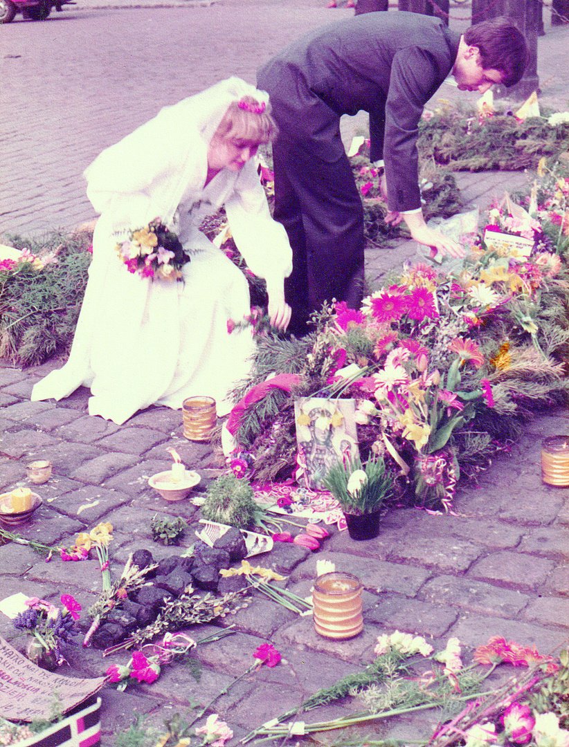 Protest mit Blumen