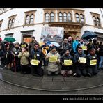 PROTEST "Wir setzen uns nieder!" Gegen das "BettlerInnenverbot"