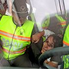 Protestas en la Embajada de China en Quito Ecuador 2