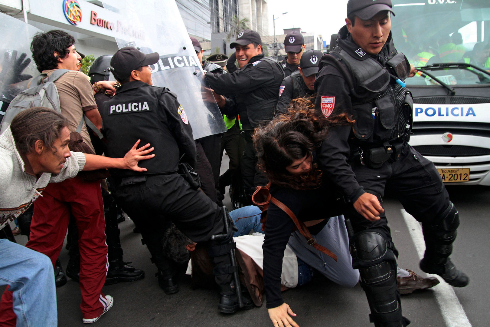 Protestas en la Embajada de China en Quito Ecuador 7