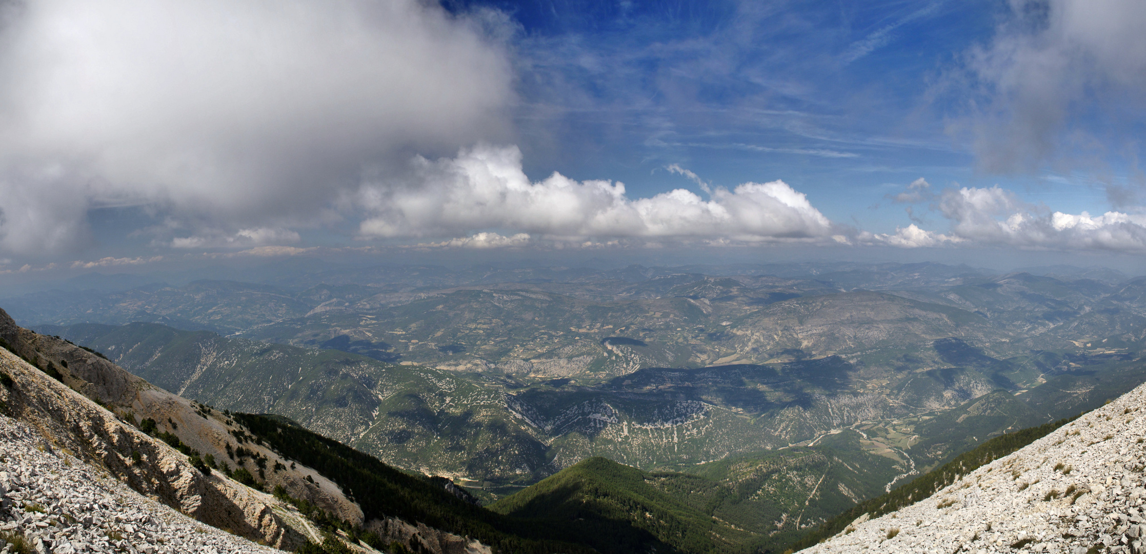 Provence - Ausblick vom Mt. Ventoux
