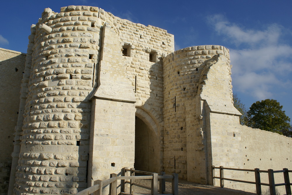 PROVIN - Vue des remparts