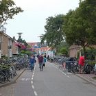 Provisorischer Fahrradparkplatz für Marktbesucher in Domburg, Provinz Zeeland (NL)