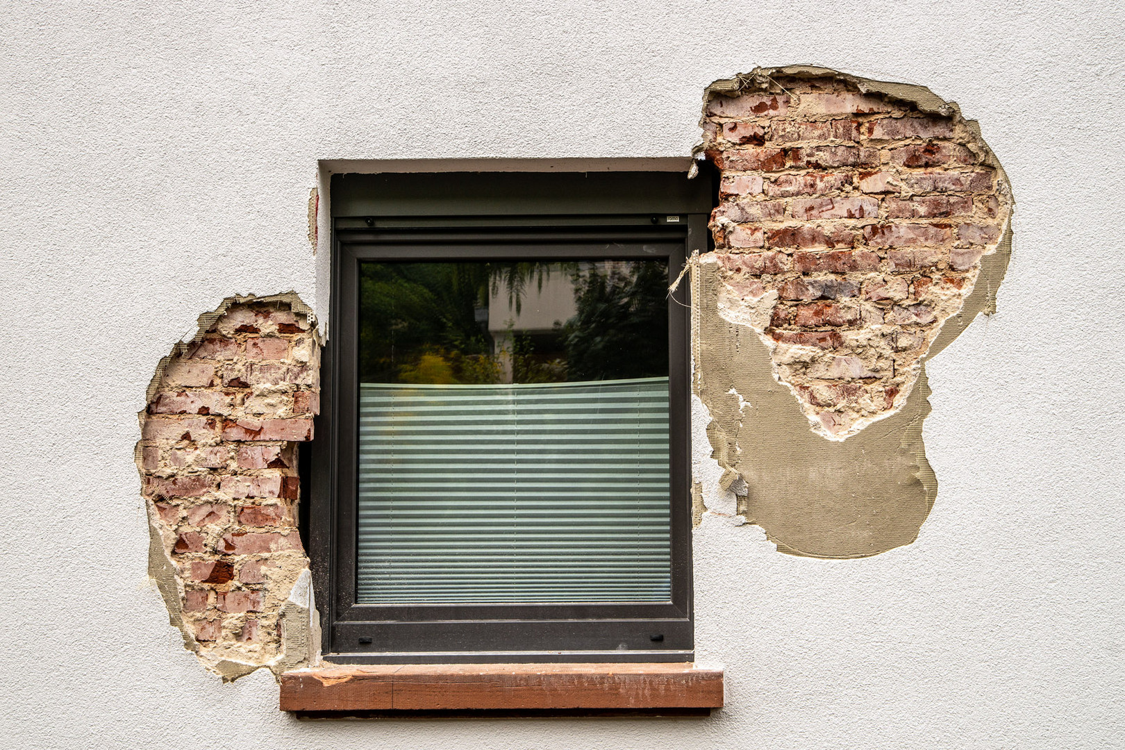 "Pssst - Fenster hört mit!