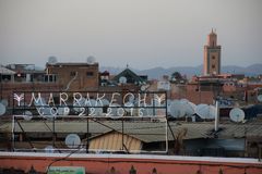 P_street Schrift Marrakech c75d-0839-col -v2 nbvdez24