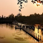 P_sunrise Angkor wat Camb p20-717-col