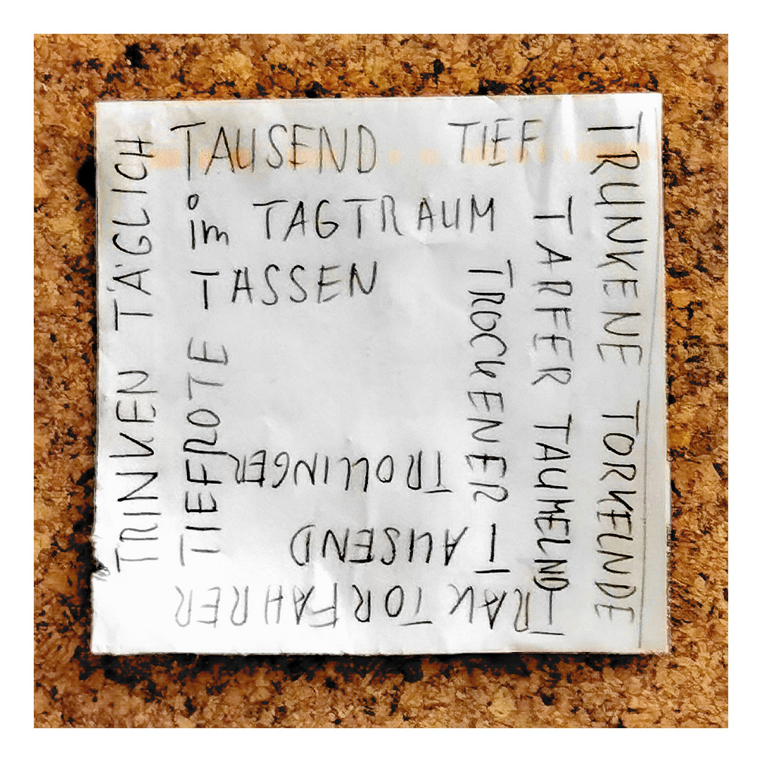 P_TEXT_QUADRAT_Tausend Tassen  p30-522-col