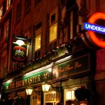 Pub crawling at night in London