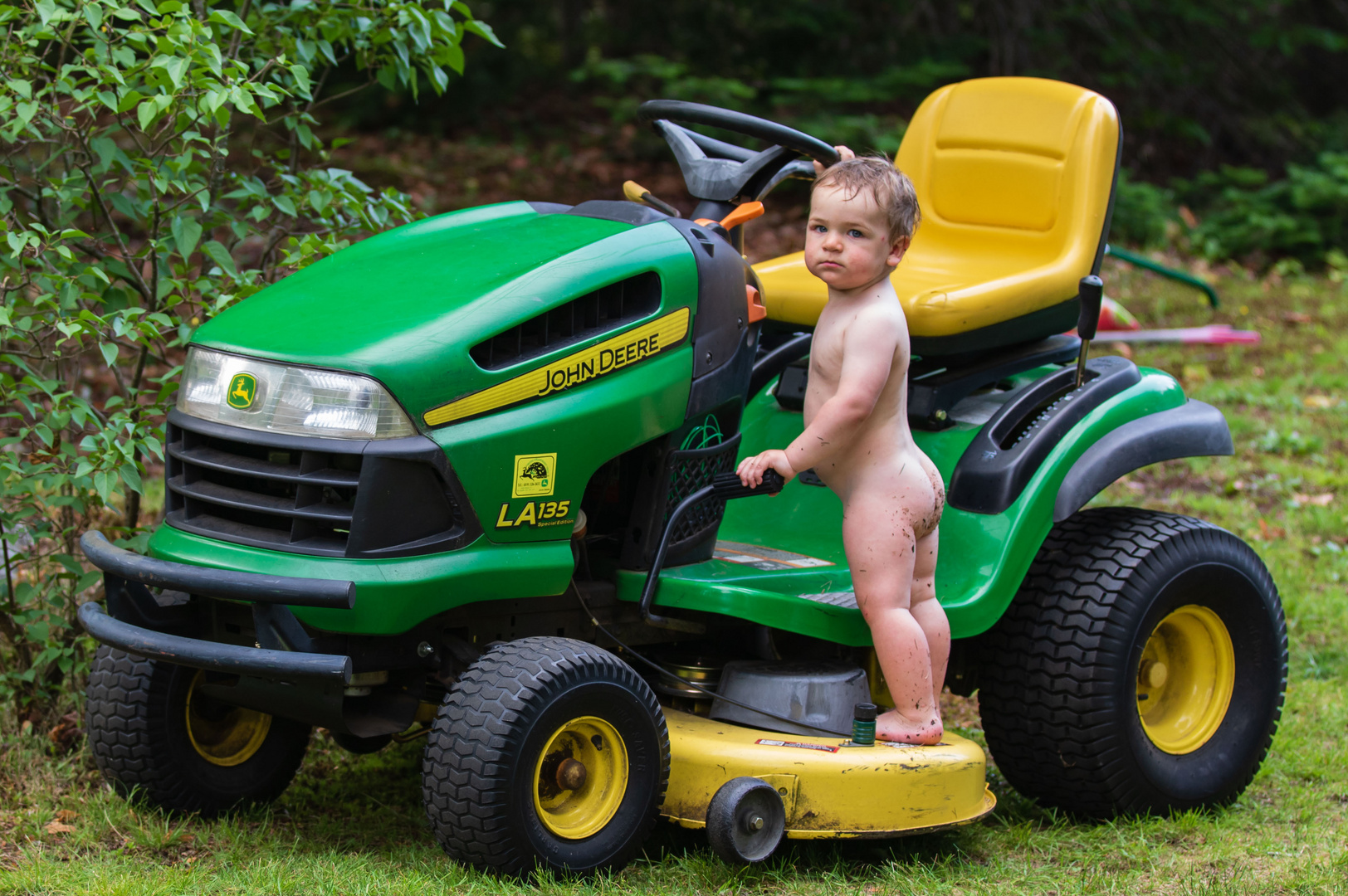 Pub potentielle pour les tondeuses John Deere