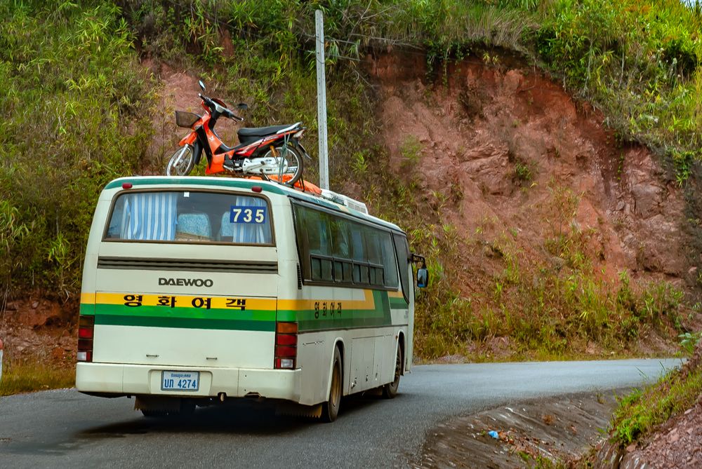 Public bus to Phonsavan