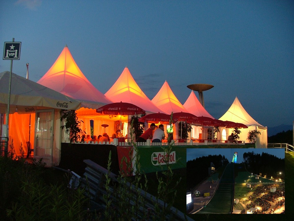 „Public viewing“ – VIP Lounge / Berg Isel (+Ausblick)