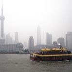 Pudong im Nebel