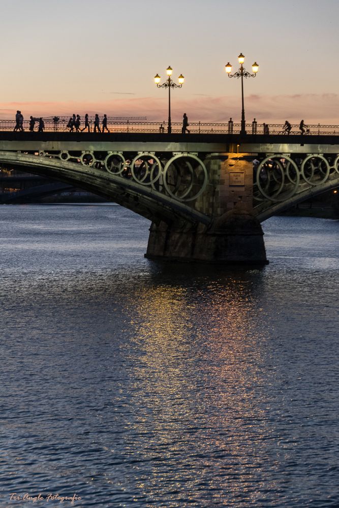 Puente de Isabel nach Triana