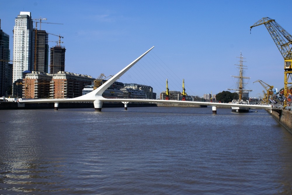 Puente de la Mujer-Puerto Madero-Argentina