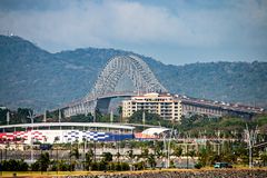 Puente de las Américas...